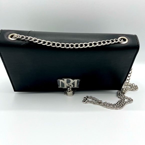 NWT Badgley Mischka Metal Fringe Bag w/Silverstone chain and fringe - Picture 7 of 10